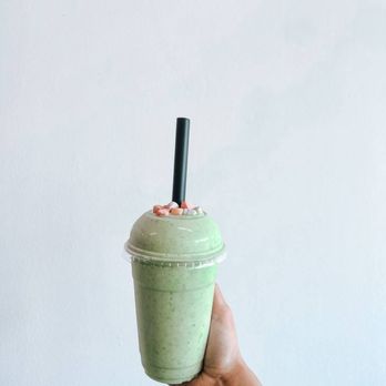 West Park Nutrition - a hand holding a green smoothie - Juice Bars & Smoothies Near Me - Cleveland, Ohio West Park Nutrition - a hand holding a green smoothie - Juice Bars & Smoothies Near Me - Cleveland, Ohio
