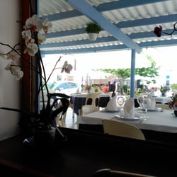 Restaurante Esquerra - Ventanal desde el interior.