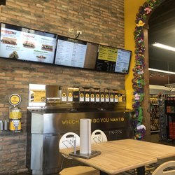 Which Wich - Inside