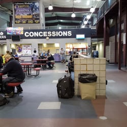 Ice Zone - Inside lobby showing concession stand (which sells fresh brewed coffee!)