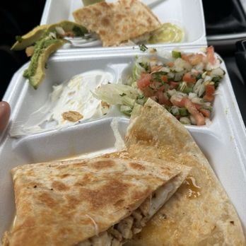Dona Susy Taqueria - Chicken quesadilla - American Near Me - Benbrook, Texas Dona Susy Taqueria - Chicken quesadilla - American Near Me - Benbrook, Texas