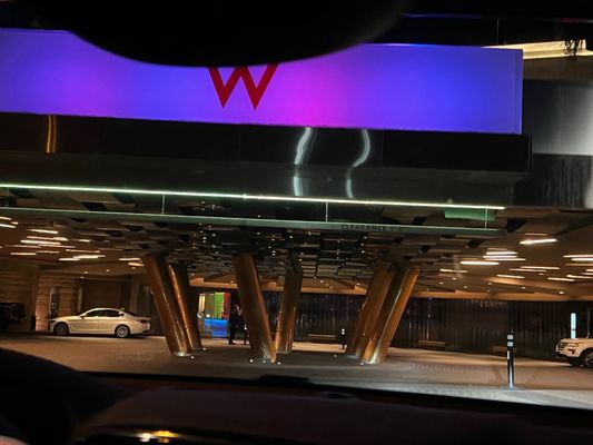 W Scottsdale by null