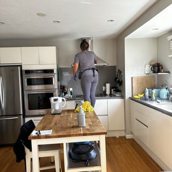 Yaritza Cleaning Services - Regular kitchen cleaning - Home Cleaning Near Me Yaritza Cleaning Services - Regular kitchen cleaning - Home Cleaning Near Me