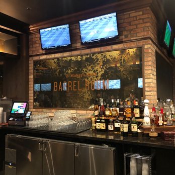 Makers Mark Barrel Room - Bar - Sports Clubs Near Me - Chicago, Illinois Makers Mark Barrel Room - Bar - Sports Clubs Near Me - Chicago, Illinois