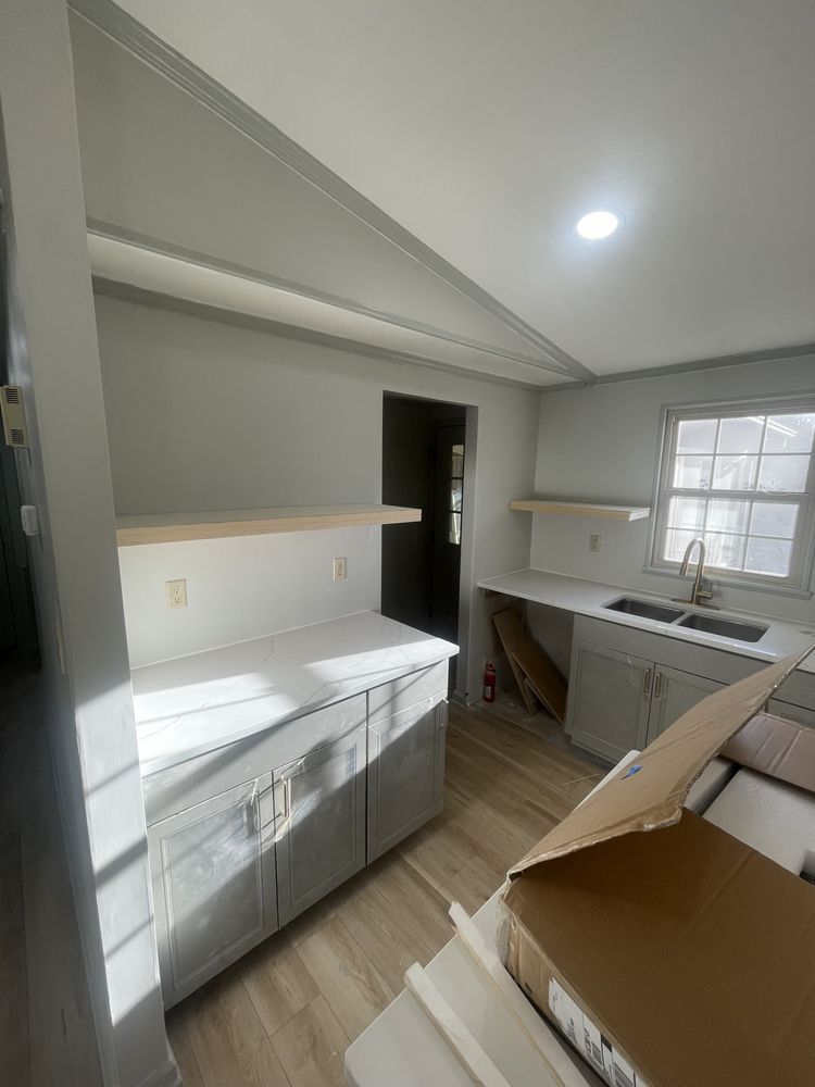 Slide of The Building Bee