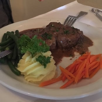 Le Petit Bistro - Filet Mignon - French Near Me - Mountain View, California