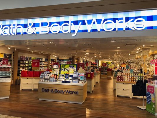 Bath & Body Works - Katy R★ Bath & Body Works, 5000 Katy Mills Cir, Katy, TX 77494, US