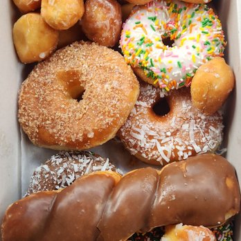 US Donut - Yummy donuts - Donuts Near Me - Artesia, California