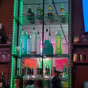 The Elegant Pub - Bar - Pubs Near Me - San Jose, California