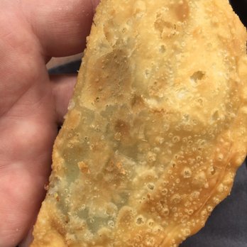 Versailles Bakery - Spinach and cheese empanada (fried) - Bakeries Near Me - Miami, Florida Versailles Bakery - Spinach and cheese empanada (fried) - Bakeries Near Me - Miami, Florida