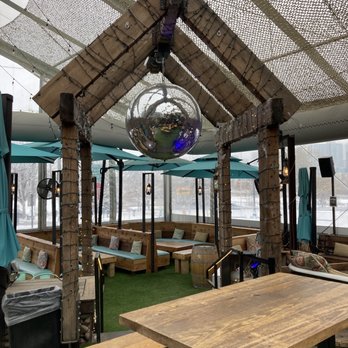 Happy Camper - Lounge area in middle - Pizza Near Me - Denver, Colorado