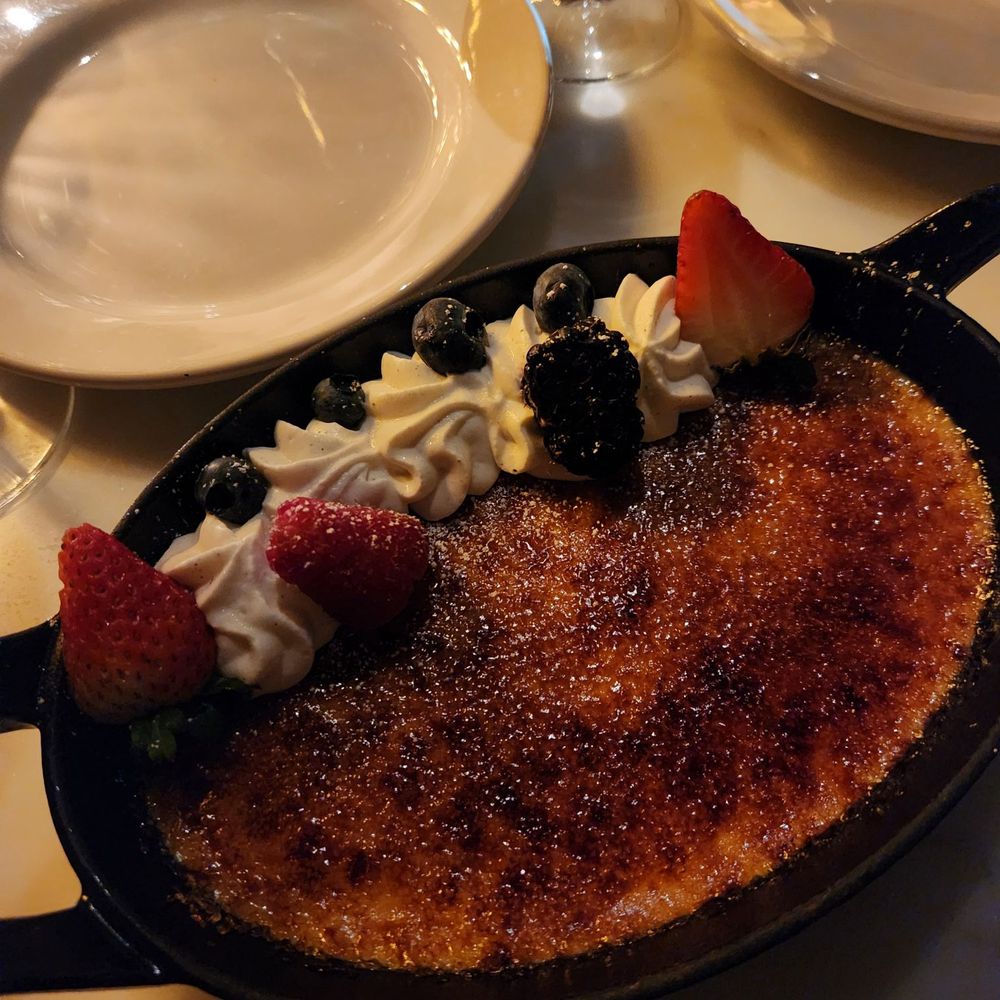 Le Ame - La Grande Creme Brulee $20 - Steakhouses Near Me - Phoenix, Arizona Le Ame - La Grande Creme Brulee $20 - Steakhouses Near Me - Phoenix, Arizona