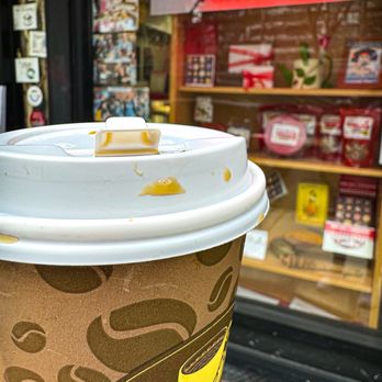 Roni-Sue's Chocolates - Drip coffee to go - Chocolatiers & Shops Near Me - New York, New York Roni-Sue's Chocolates - Drip coffee to go - Chocolatiers & Shops Near Me - New York, New York