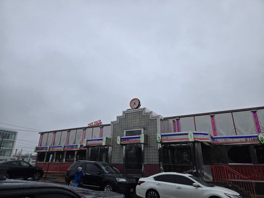 Tick Tock Diner by null