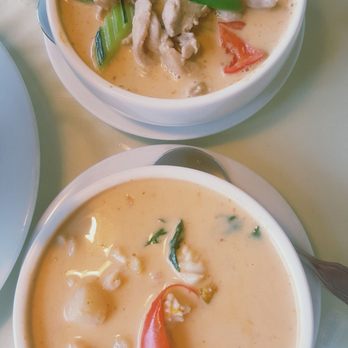 Thailand Restaurant - The top was the bestest panang curry ever had. The bottom was some pretty bland pumpkin curry. - Thai Near Me - Modesto, California Thailand Restaurant - The top was the bestest panang curry ever had. The bottom was some pretty bland pumpkin curry. - Thai Near Me - Modesto, California