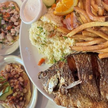 La Seareinita - Mojarra frita, fish tostada, and octopus tostada - Seafood Near Me - Austin, Texas La Seareinita - Mojarra frita, fish tostada, and octopus tostada - Seafood Near Me - Austin, Texas