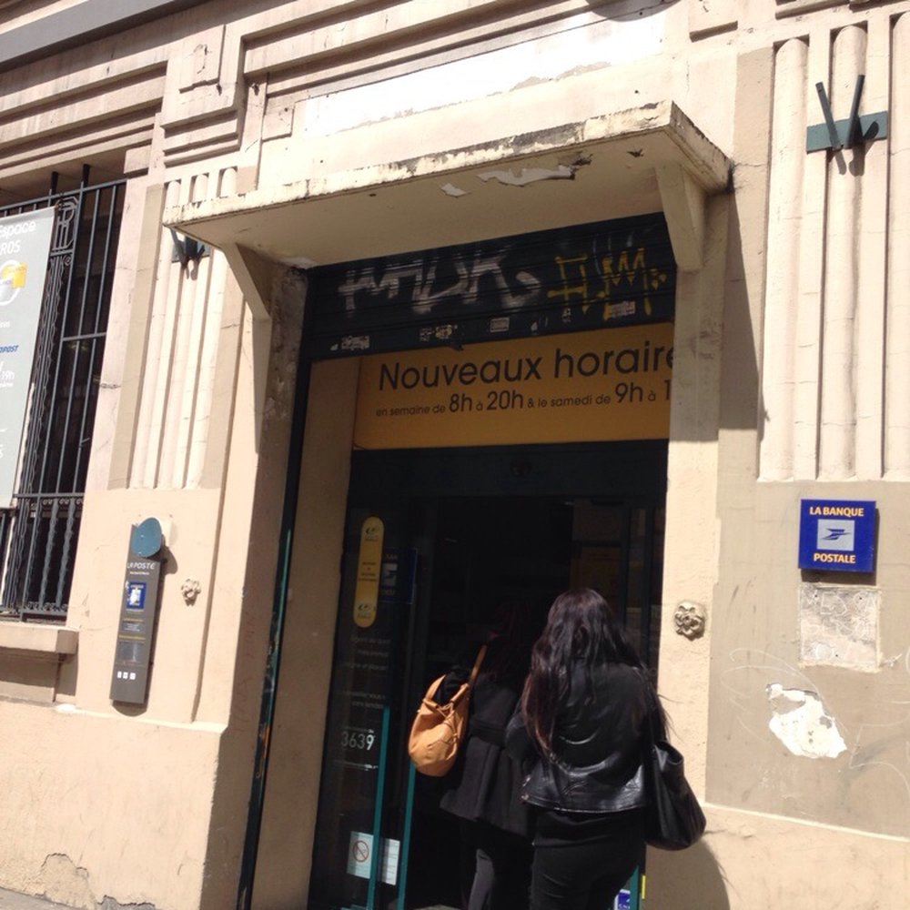 CPA 91 ORSAY / LA POSTE / RUE DE PARIS