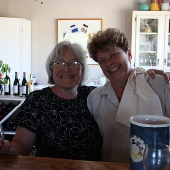 Penman Springs Vineyard - Rosy and Beth - lovely ladies - Wineries Near Me - Paso Robles, California Penman Springs Vineyard - Rosy and Beth - lovely ladies - Wineries Near Me - Paso Robles, California