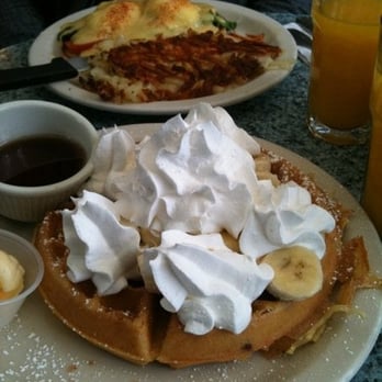 Bill's Cafe - banana pecan waffle - American Near Me - San Jose, California