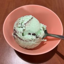 The Crispy Biscuit - Ice cream