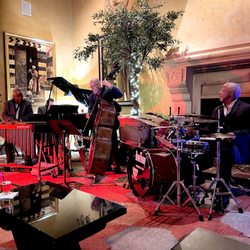 The Hedley Club - The Roger Glenn Quartet played live jazz at the Premier opening on 5/22/2025.