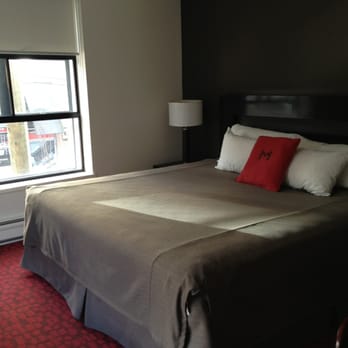 Moda Hotel - Hotels Near Me - Vancouver, British Columbia