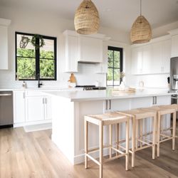Starline Cabinets