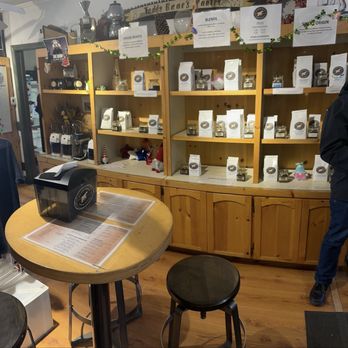 Big Bear Coffee Roasting - Coffee Roasteries Near Me - Big Bear Lake, California Big Bear Coffee Roasting - Coffee Roasteries Near Me - Big Bear Lake, California