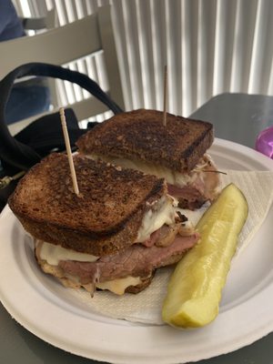 Ogi's European Bakery and Deli - Healthy Homemade Sandwiches, Cakes, Meals by null