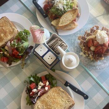 Paul's Place - SSBLT, Fish sandwich, Pasta de Marco and waffles - Breakfast & Brunch Near Me - Hilo, Hawaii Paul's Place - SSBLT, Fish sandwich, Pasta de Marco and waffles - Breakfast & Brunch Near Me - Hilo, Hawaii