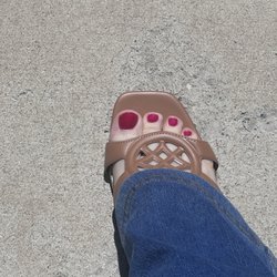 Black's Nails - Summer-ready toes!
