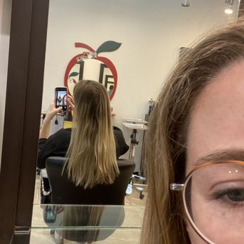 Studio Diva Salon & Spa - Before - horrendous, so grown out, no layers left or shape - Hair Salons Near Me - Brooklyn Heights, New York Studio Diva Salon & Spa - Before - horrendous, so grown out, no layers left or shape - Hair Salons Near Me - Brooklyn Heights, New York