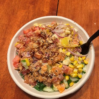 Poke Fresh - Regular bowl with salmon and tuna - Poke Near Me - Elkridge, Maryland Poke Fresh - Regular bowl with salmon and tuna - Poke Near Me - Elkridge, Maryland