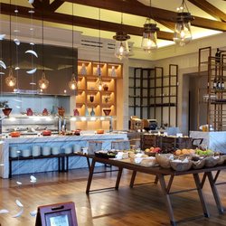 Restaurante Baleric - Breakfast buffet spread