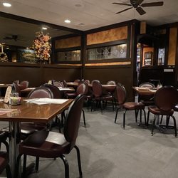 DeBlasio's Restaurant - Dining room
