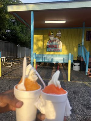 Bubby's Snoballs by null