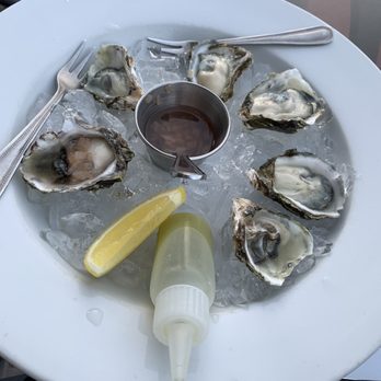 Peerless Restaurant & Bar - Oyster appetizer - New American Near Me - Ashland, Oregon Peerless Restaurant & Bar - Oyster appetizer - New American Near Me - Ashland, Oregon