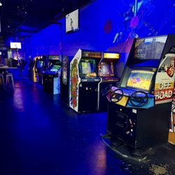 FlashBack RetroPub - Classic Arcade games