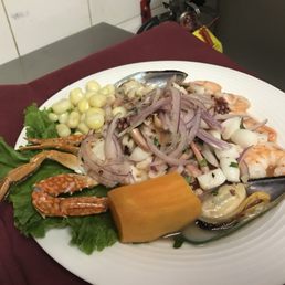 Ceviche Mixto