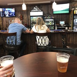 Creedmoor Market & Wine Shop - Bar area