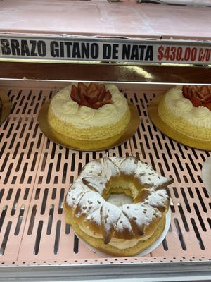 PASTELERIA SUIZA by null