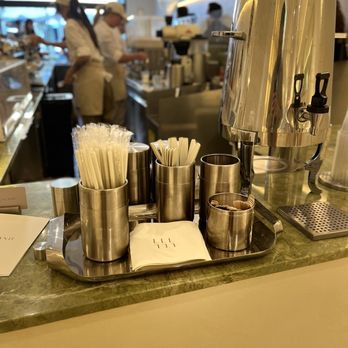 La La Land - Cafes Near Me - Beverly Hills, California