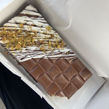 Rocky Mountain Chocolate Factory - Pistachio knafeh bar! - Chocolatiers & Shops Near Me - Redlands, California Rocky Mountain Chocolate Factory - Pistachio knafeh bar! - Chocolatiers & Shops Near Me - Redlands, California