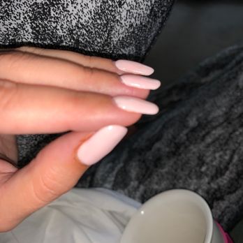 3D Nails Spa - Every fingernail's dip powder is so thick and raised from my nail bc they weren't properly buffed - Nail Salons Near Me - Middlebury, Connecticut