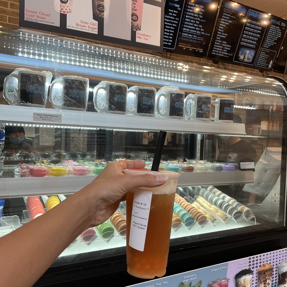 Rose from San Francisco with peach boba - excellent! Rose from San Francisco with peach boba - excellent!
