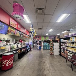 Carniceria Y Mercado La Plaza