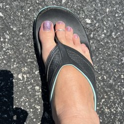Signature Nails and Spa - Spa pedi with gel
