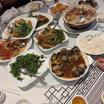 Victoria Seafood Restaurant - Spread - Chinese Near Me - Boston, Massachusetts