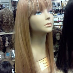 Beautiful strawberry blonde wig