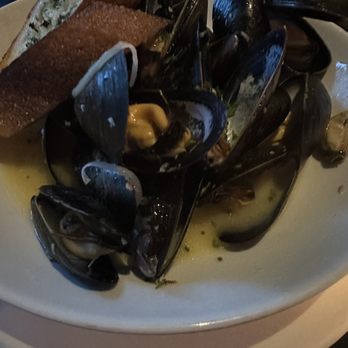 Row 34 - Prince Edward Island Mussels - Seafood Near Me - Burlington, Massachusetts